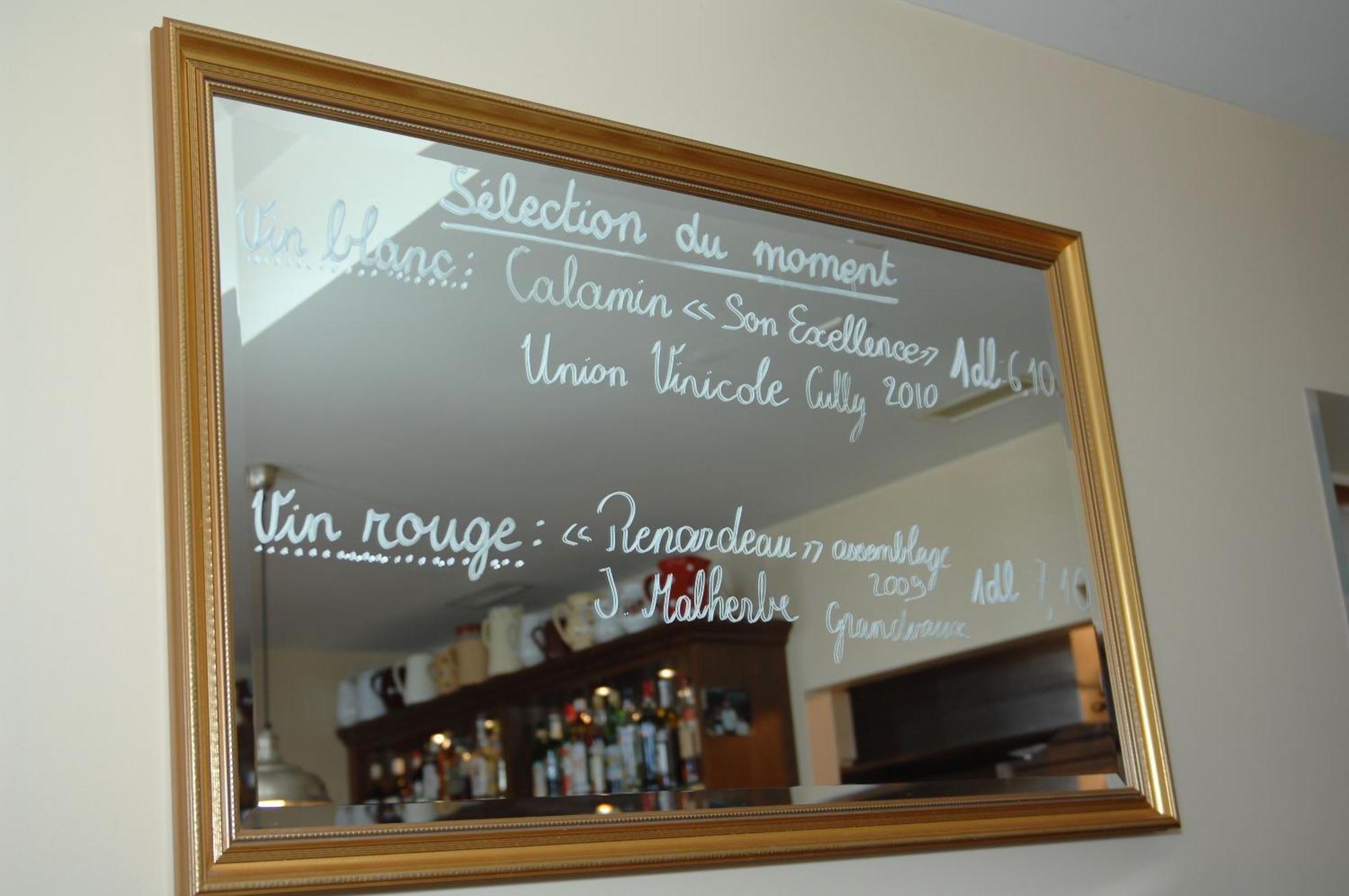 Auberge De La Gare Grandvaux Bagian luar foto